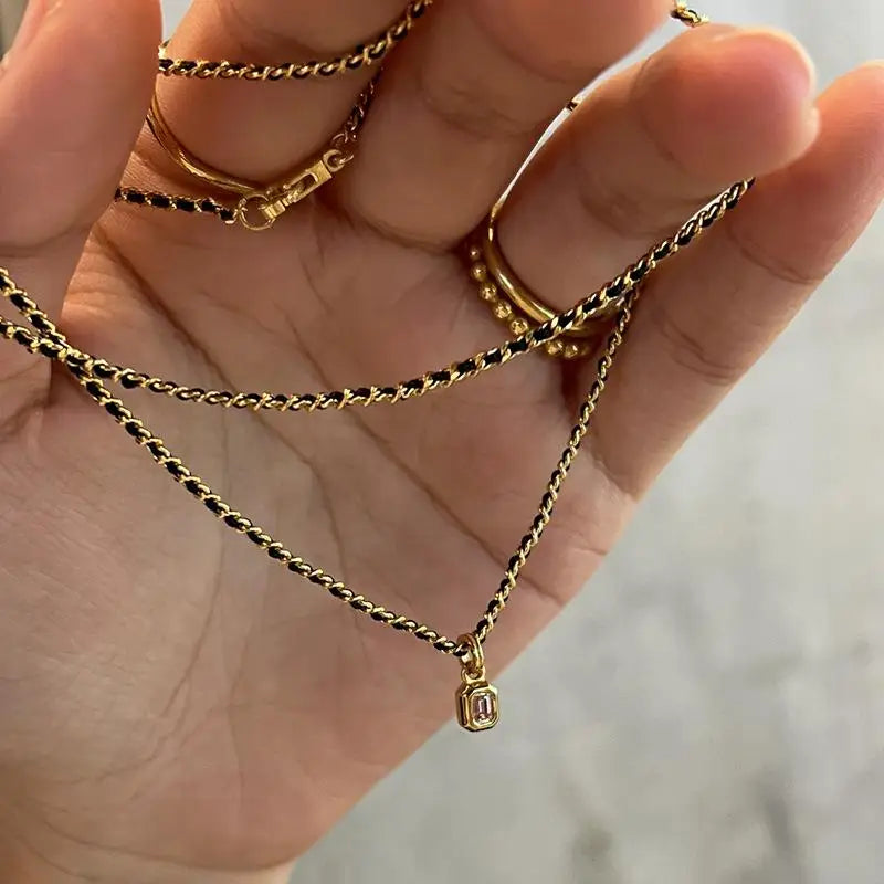 Classic minimalist design Black woven rope chain necklace light luxury exquisite square pendant party wedding fine jewelry