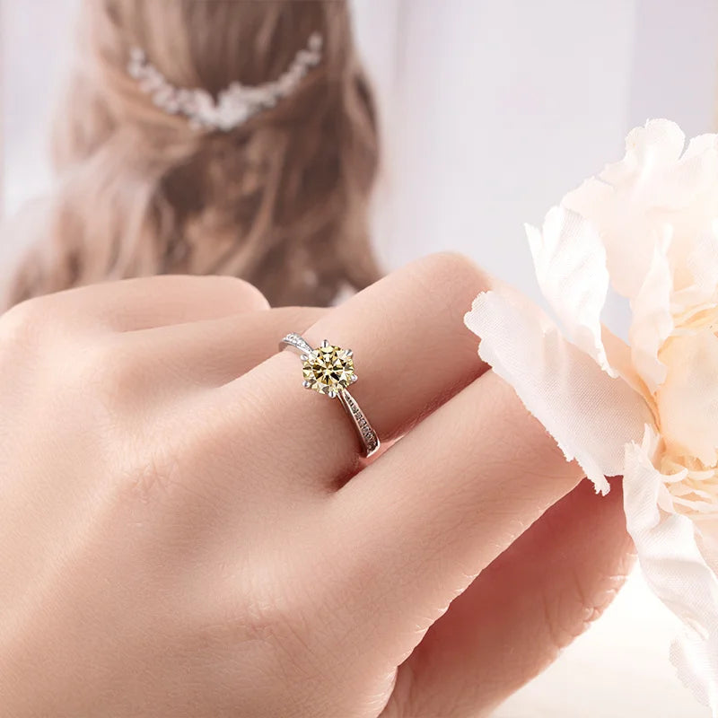 JoyceJelly Green Moissanite Ring For Women Solid 925 Sterling Silver Round Moissanite Bridal Female Engagement Wedding Jewerly
